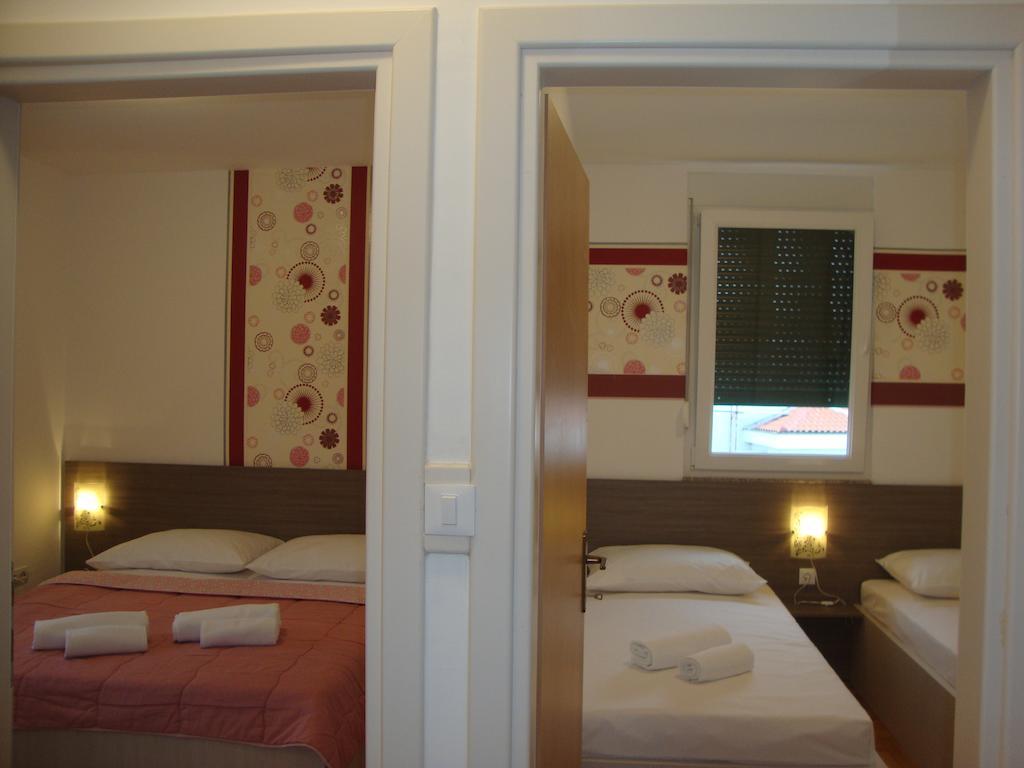 Apartments Marina Vodice Zimmer foto